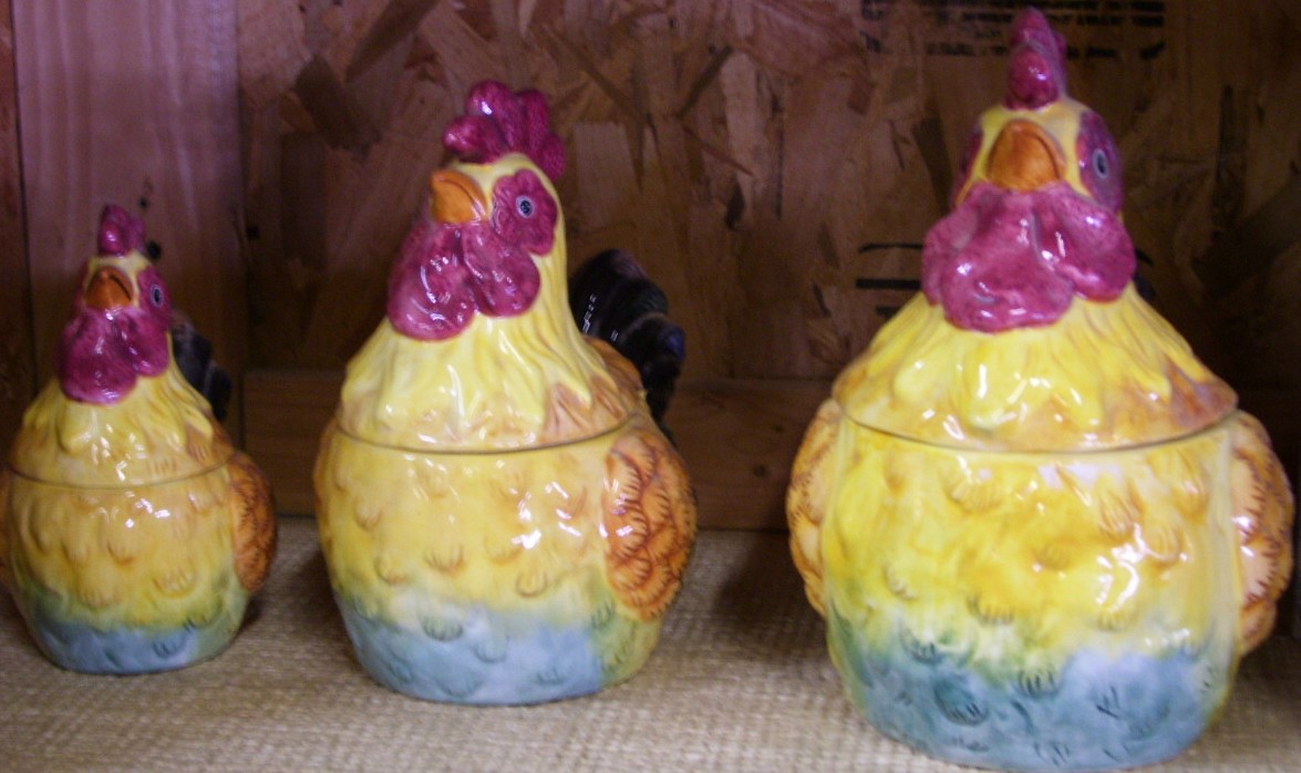 roosterstoragejars3pc.jpg